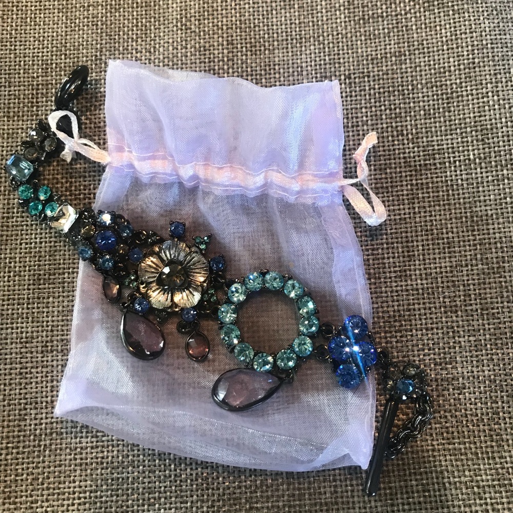 Loft bracelet